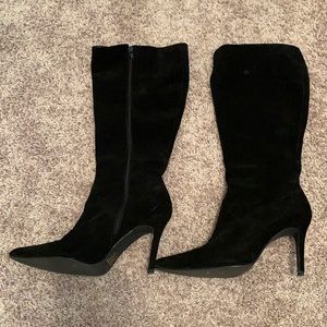 Newport News Leather boots